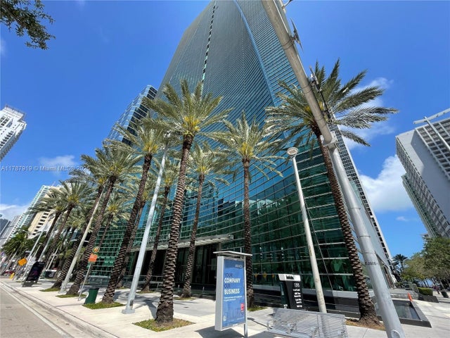 1 of 10 - 1395 Brickell Ave 3211, Miami, FL