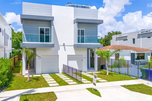 4 of 36 - 3140/3142 Carter St, Miami, FL