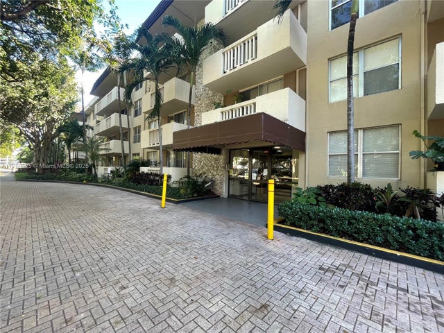 2 of 34 - 1800 Sans Souci Blvd 107, North Miami, FL