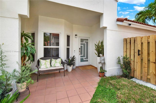 3 of 32 - 5566 Nw 102nd Pl, Doral, FL