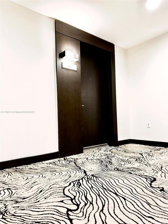 1 of 35 - 900 Biscayne Blvd 3803, Miami, FL