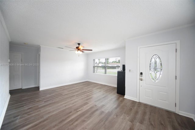 5 of 27 - 621 Hudson Rd, West Palm Beach, FL