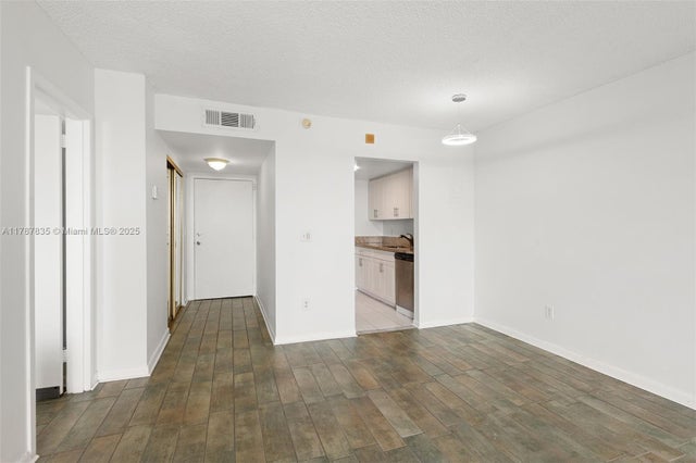 4 of 26 - 2350 Ne 135th St 812, North Miami, FL
