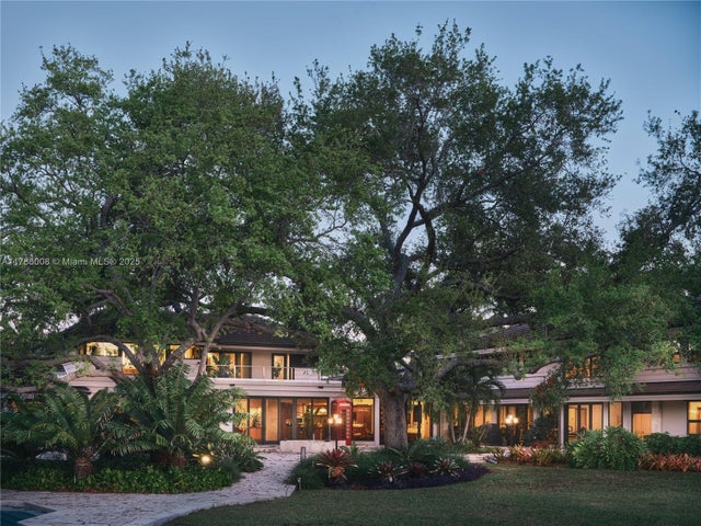 1 of 40 - 700 Arvida Pkwy, Coral Gables, FL