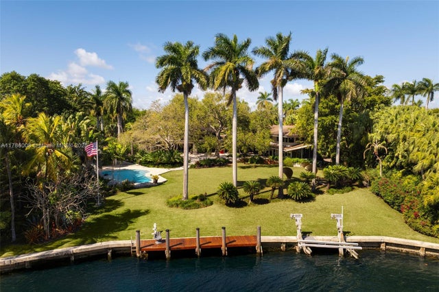 2 of 40 - 700 Arvida Pkwy, Coral Gables, FL