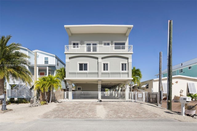 2 of 35 - 1515 Aqueduct Ln, Key Largo, FL