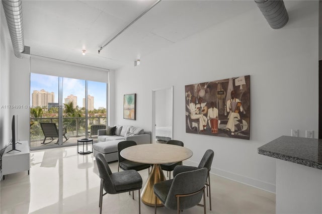 4 of 34 - 3029 Ne 188th St 408, Aventura, FL