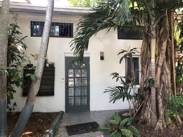 1 of 12 - 2231 Sw 57th Ct, Miami, FL