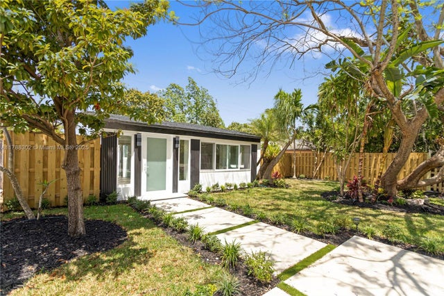 2 of 62 - 1345 Ne 182nd St, North Miami Beach, FL
