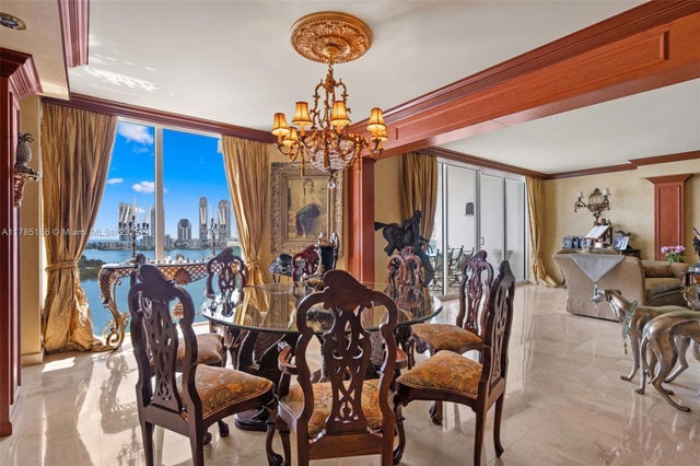 4 of 15 - 3201 Ne 183rd St 1107, Aventura, FL