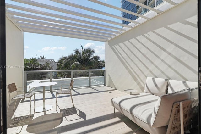 4 of 34 - 2201 Collins Ave 336, Miami Beach, FL