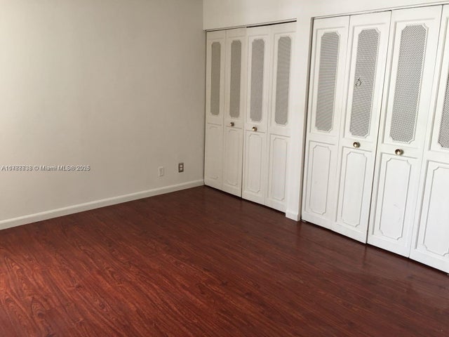 1 of 6 - 16909 N Bay Rd 211, Sunny Isles Beach, FL