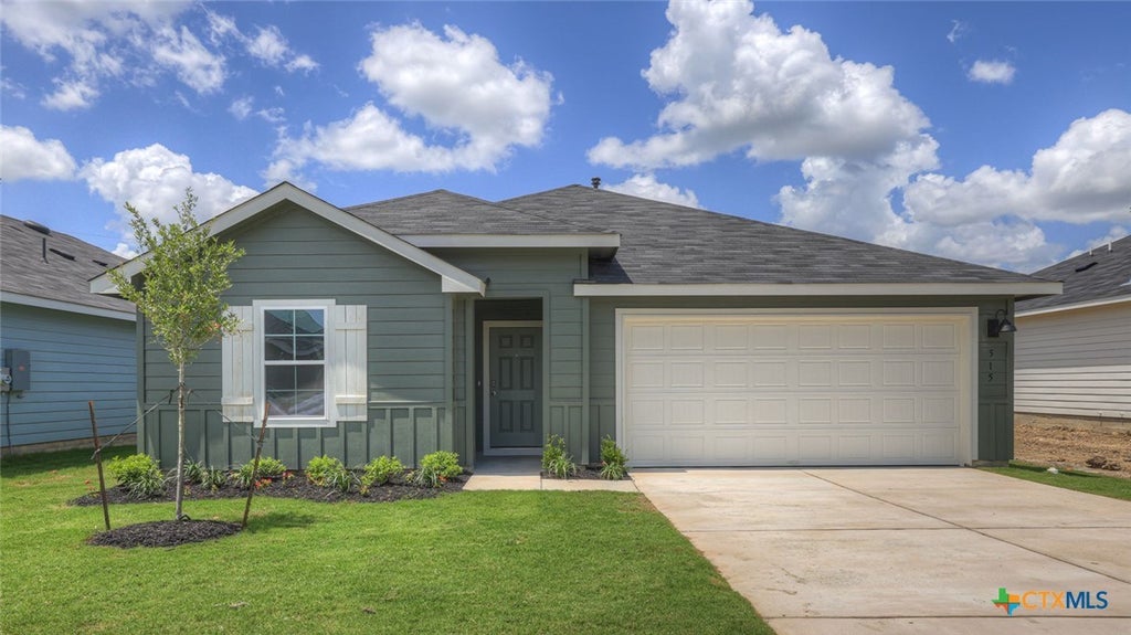 515 Hodges Street, Maxwell