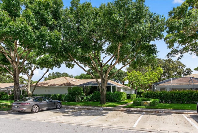 4 of 33 - 3903 Water Oak Ct, Palm Beach Gardens, FL