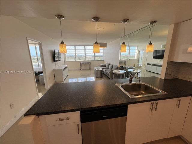 4 of 26 - 1351 Ne Miami Gardens Dr 1611e, Miami, FL