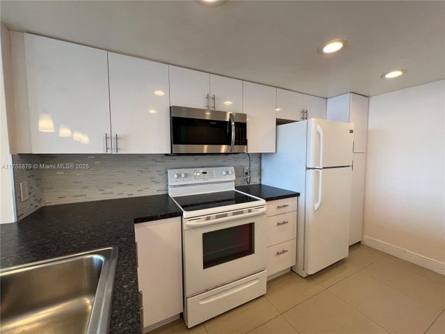 5 of 26 - 1351 Ne Miami Gardens Dr 1611e, Miami, FL