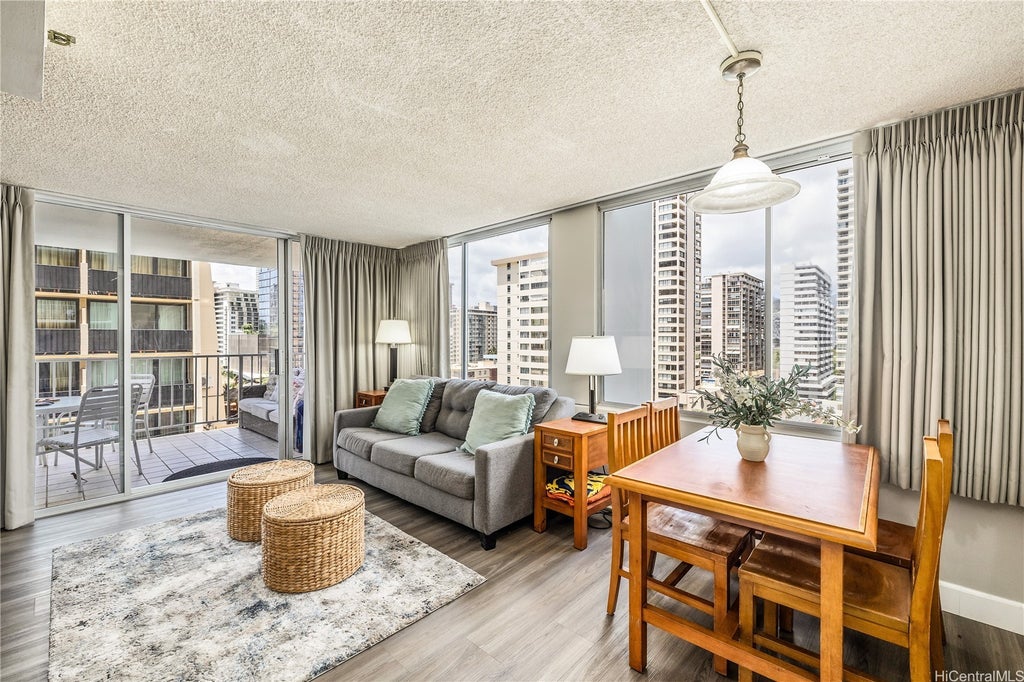 (unit #1006) 2427 Kuhio Avenue, Honolulu