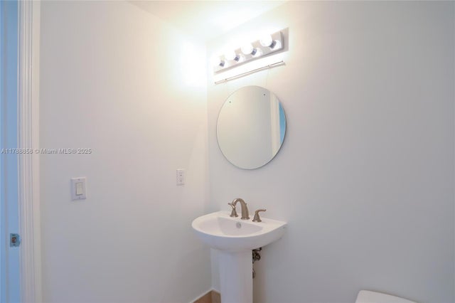 4 of 21 - 3301 Ne 183rd St 2305, Aventura, FL