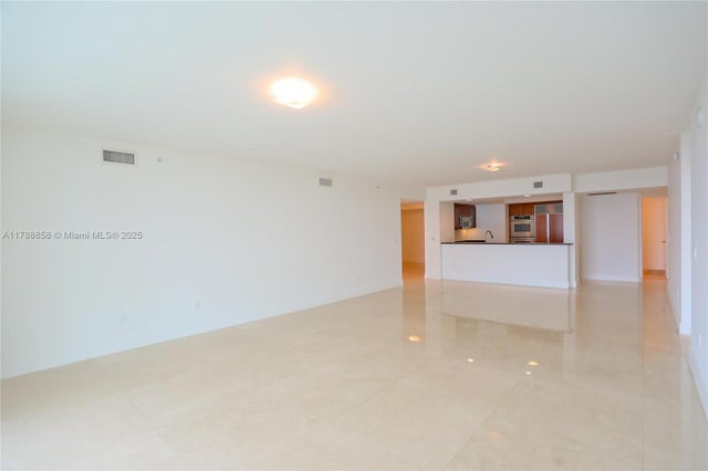 5 of 21 - 3301 Ne 183rd St 2305, Aventura, FL