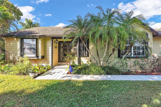 1 of 40 - 15031 Sw 154th Ter, Miami, FL