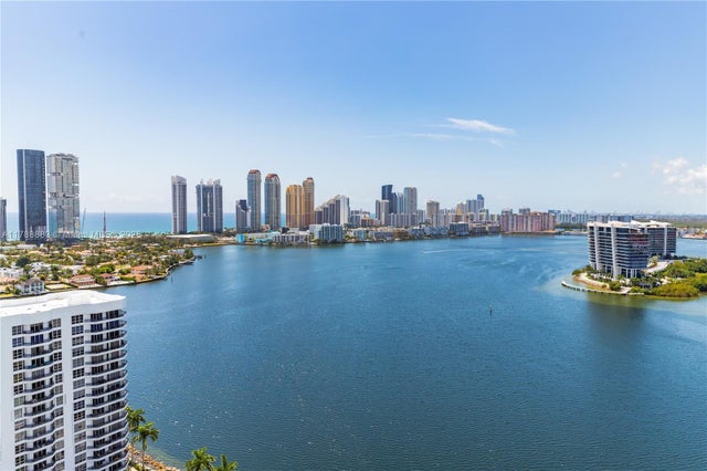 4 of 27 - 3530 Mystic Pointe Dr 2910, Aventura, FL