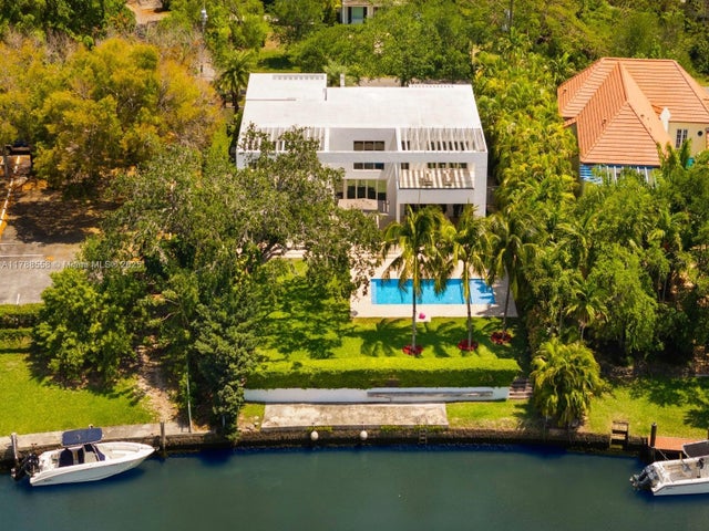 3 of 17 - 6300 Caballero Blvd, Coral Gables, FL