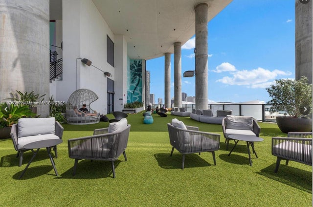 3 of 55 - 398 Ne 5th St 2805, Miami, FL