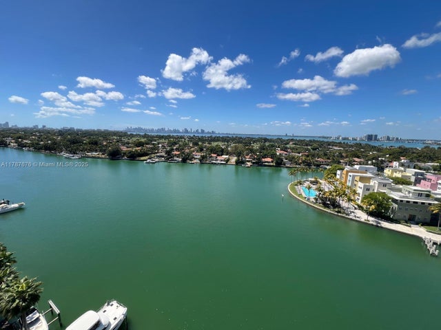 2 of 21 - 5900 Collins Ave 1505, Miami Beach, FL