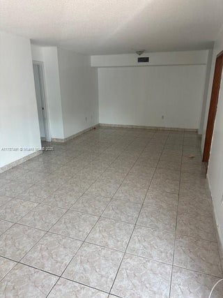 Photo of Listing #A11787491