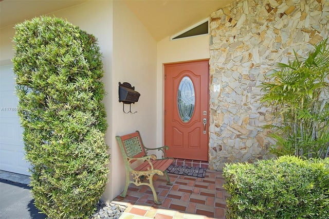 3 of 46 - 3971 Nw 108th Dr, Coral Springs, FL