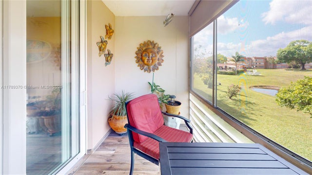3 of 53 - 9681 Sunrise Lakes Blvd 209, Sunrise, FL