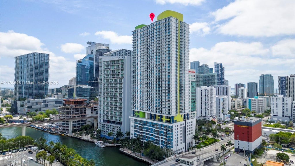 185 Sw 7 St 1508, Miami