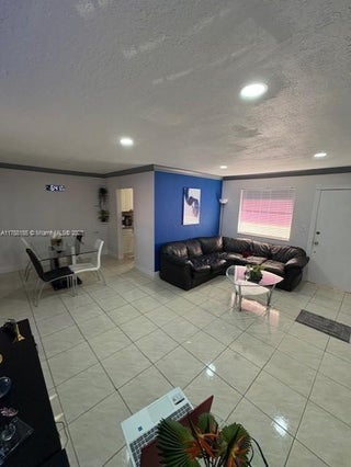 Photo of Listing #A11788155