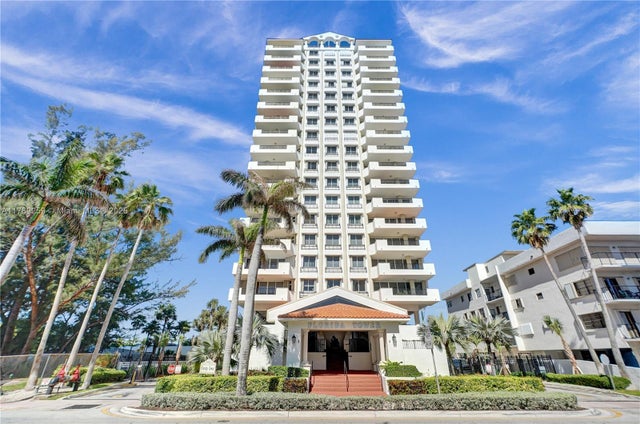 2 of 45 - 6422 Collins Ave 1201, Miami Beach, FL