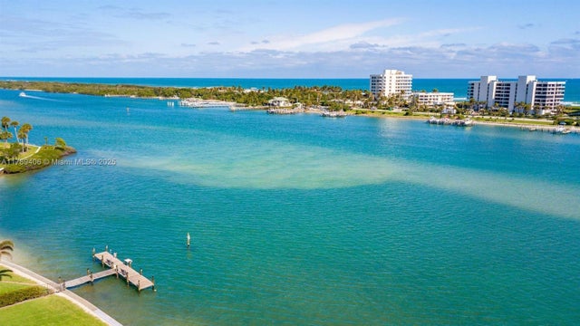 5 of 51 - 19800 Sandpointe Bay Dr 506, Tequesta, FL