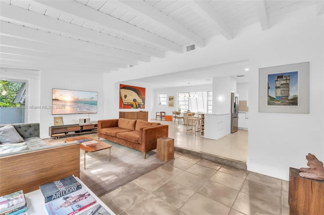 5 of 47 - 1165 Ne 105th St, Miami Shores, FL