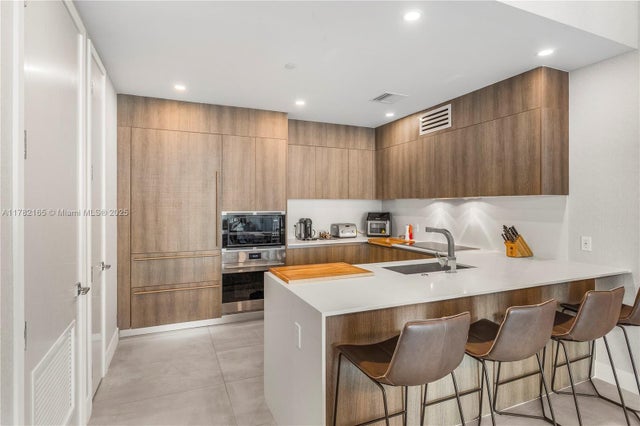 2 of 36 - 17550 Collins Ave 1404, Sunny Isles Beach, FL
