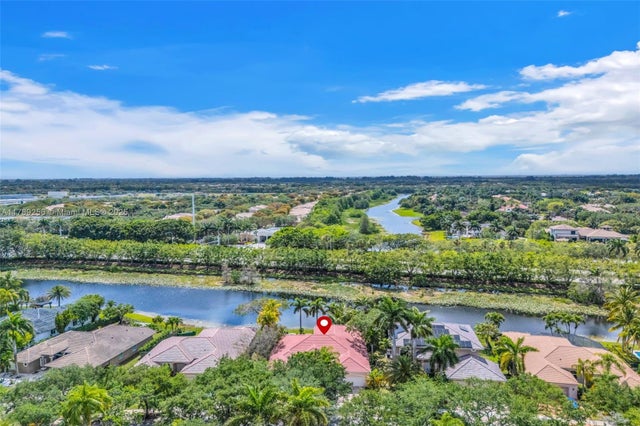 4 of 71 - 3739 Oak Ridge Cir, Weston, FL