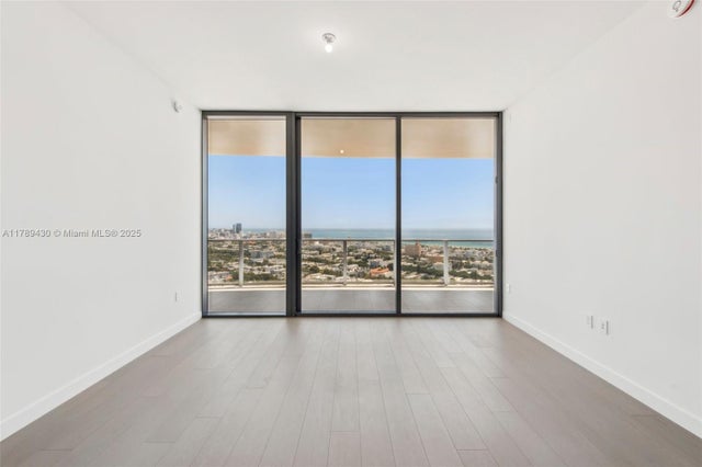 4 of 31 - 500 Alton Rd. 3004, Miami Beach, FL
