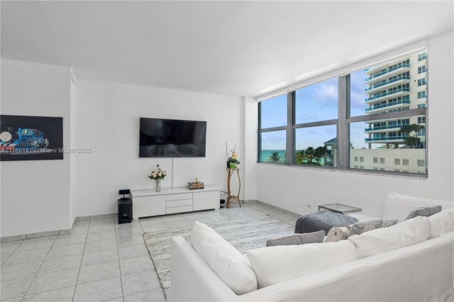 3 of 27 - 5055 Collins Ave 5f, Miami Beach, FL