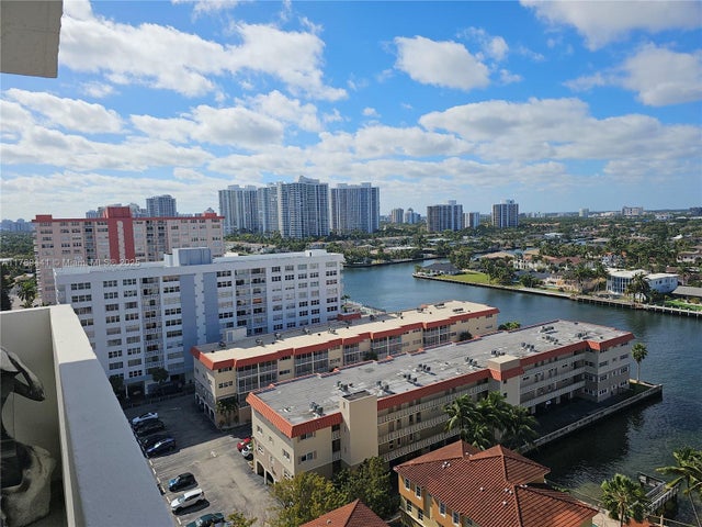 4 of 29 - 2049 S Ocean Dr Ph1, Hallandale Beach, FL