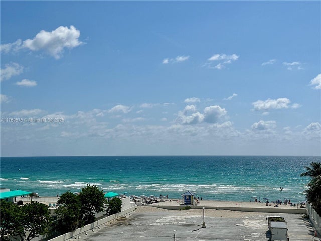 2 of 39 - 3801 S Ocean Dr 5y, Hollywood, FL