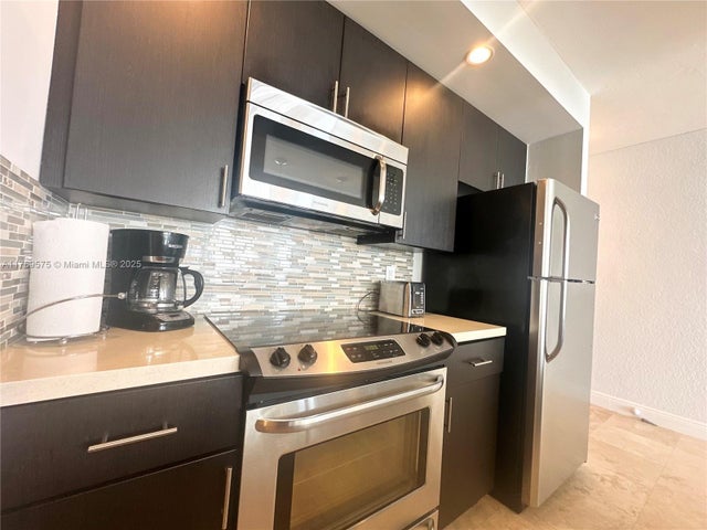 5 of 39 - 3801 S Ocean Dr 5y, Hollywood, FL