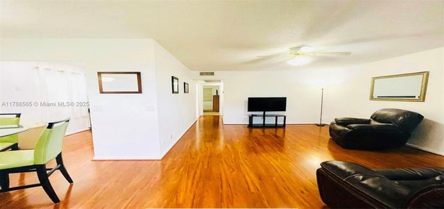 2 of 11 - 497 W Tilford W W, Deerfield Beach, FL