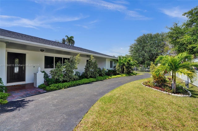 1 of 68 - 7360 Sw 120th St, Pinecrest, FL