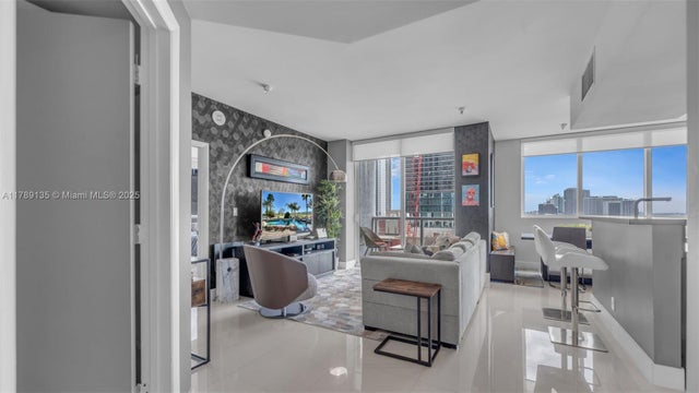 5 of 23 - 244 Biscayne Blvd 1508, Miami, FL