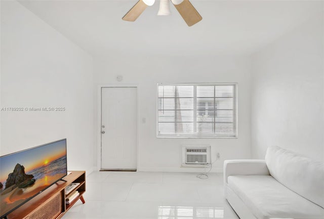 5 of 21 - 1561 Lenox Ave 7, Miami Beach, FL