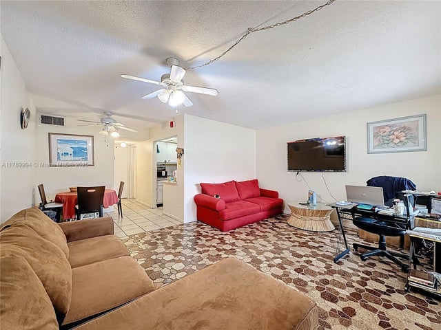 1 of 36 - 3071 Nw 47th Ter 322, Lauderdale Lakes, FL