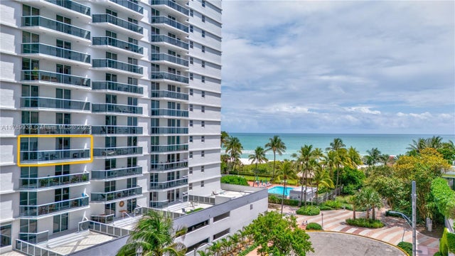 2 of 24 - 2401 Collins Ave 705, Miami Beach, FL