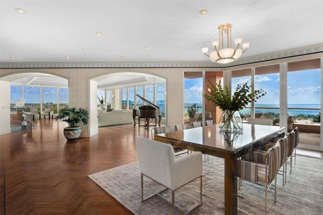 4 of 24 - 10 Edgewater Dr 16k, Coral Gables, FL